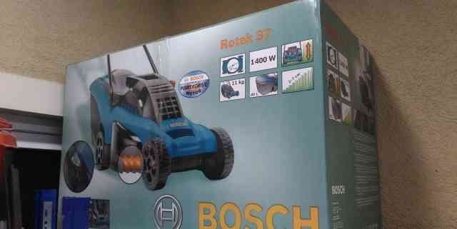 Электрическая газонокосилка Bosch Rotak 37